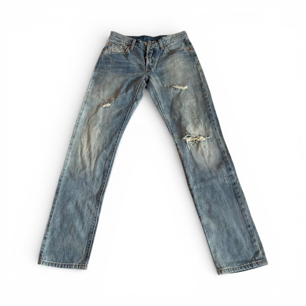 Women's Levi's 501 Blue Jeans  W26 L32 Light Wash Button Fly